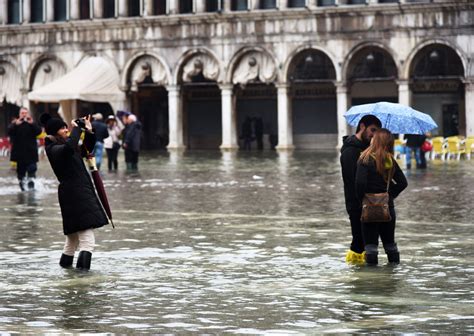 venezia louis vuitton acqua alta|acqua alta venice weather.